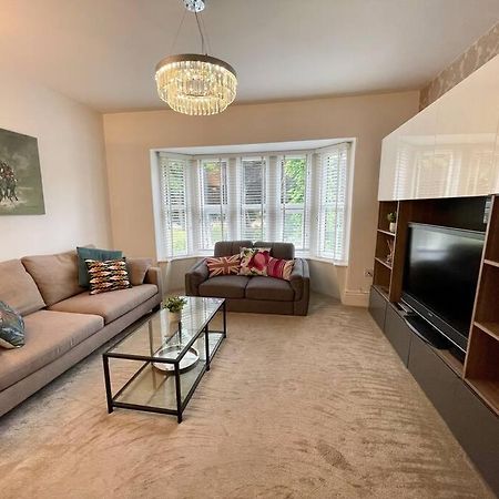 Modern 2 Bed Flat W Parking, Dog Friendly, Central Борнмут Экстерьер фото